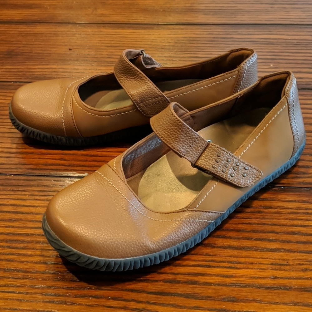 Brown Orthaheel (Vionic) Sara Mary Janes US Size 9